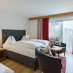 Hotel Zillertal 3*