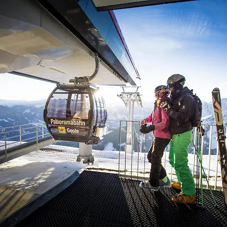 Отель Zillertal 3*