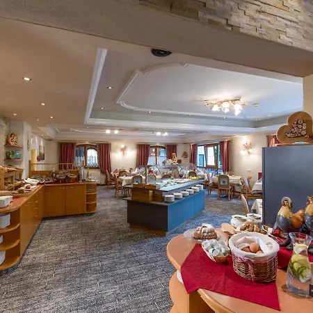 Zillertal Hotel 3*