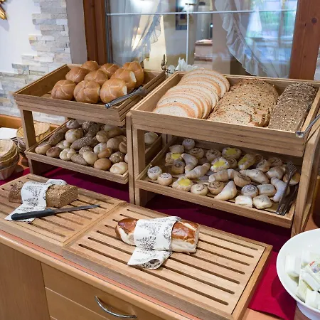 Otel Zillertal Fügen