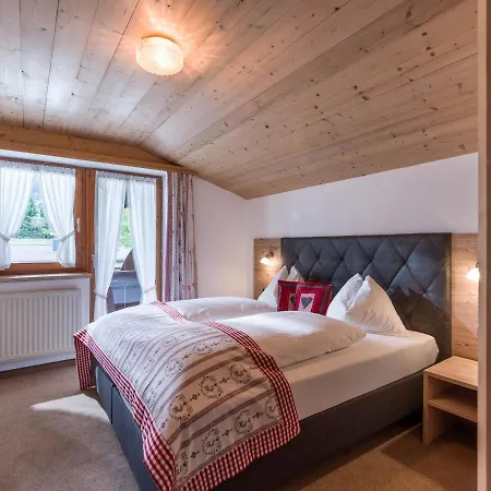 Landhaus Zillertal Fuegen