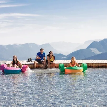 Hotel Landhaus Zillertal 3*