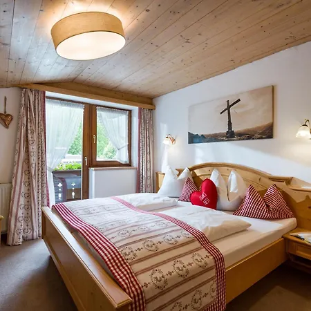 Landhaus Zillertal Hotel