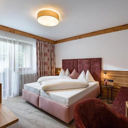 Landhaus Zillertal Hotel 3*