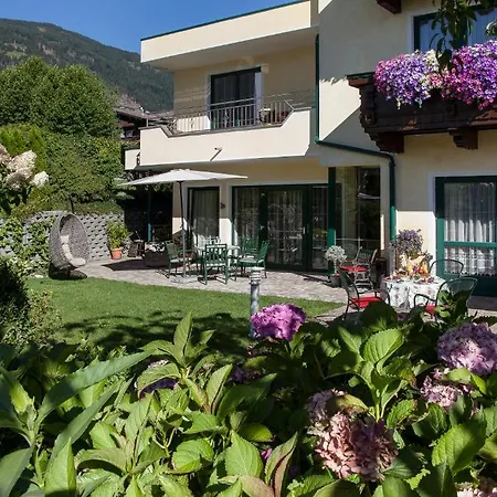 Landhaus Zillertal Fuegen