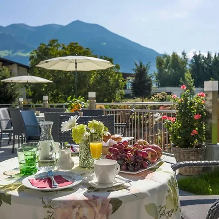 Landhaus Zillertal 3*