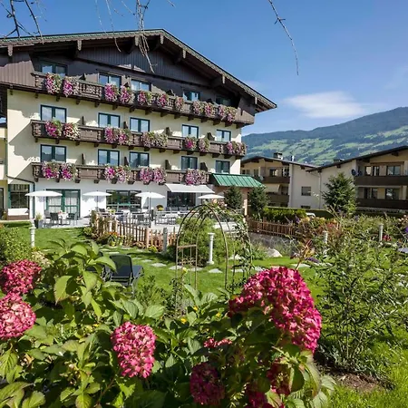 Landhaus Zillertal 3*