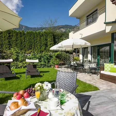 Landhaus Zillertal 3*